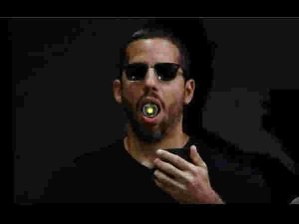 Watch: Magician David Blaine’s bullet catching with mouth stunt goes wrong Watch: Magician David Blaine’s bullet catching with mouth stunt goes wrong