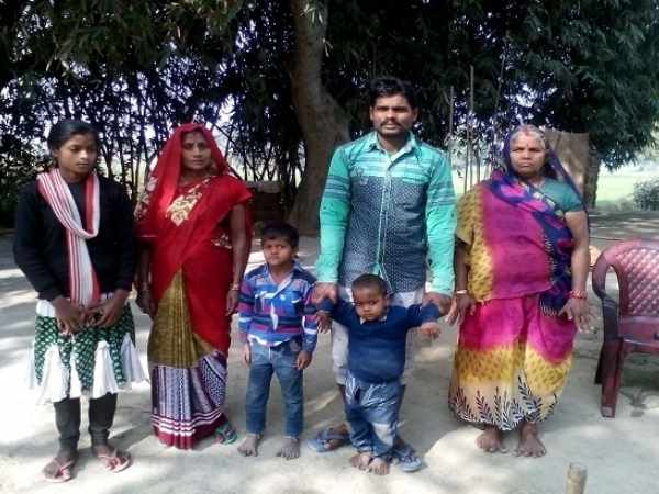 बिहार में यहां परिवार में हरेक सदस्य के हैं 20 से ज्यादा उंगलियां बिहार में यहां परिवार में हरेक सदस्य के हैं 20 से ज्यादा उंगलियां