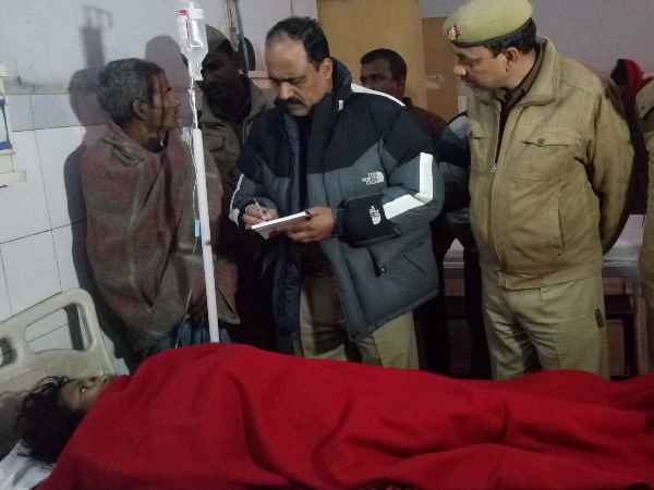 कोटे के गेहूं के आटे से बनी रोटी खाने से बाप-बेटी की मौत, महिला की हालत नाजुक कोटे के गेहूं के आटे से बनी रोटी खाने से बाप-बेटी की मौत, महिला की हालत नाजुक