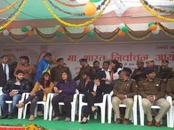 मेरठ: फोगट बहनें बोलीं, कोई जीते-हारे, चुनावी दंगल में जरूर भाग लीजिए मेरठ: फोगट बहनें बोलीं, कोई जीते-हारे, चुनावी दंगल में जरूर भाग लीजिए