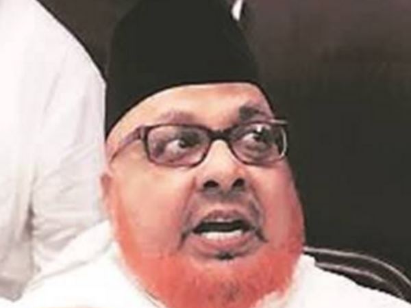 मोदी के खिलाफ फतवा जारी करने वाले इमाम की गिरफ्तारी की मांग मोदी के खिलाफ फतवा जारी करने वाले इमाम की गिरफ्तारी की मांग
