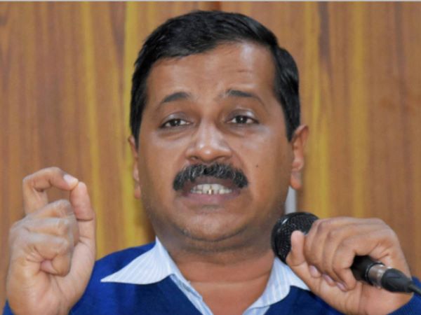 केजरीवाल बोले-चुनाव आयोग बना ले अपना ब्रांड एंबेस्डर, दो साल में पार्टियां बंद कर देंगी पैसा बांटना केजरीवाल बोले-चुनाव आयोग बना ले अपना ब्रांड एंबेस्डर, दो साल में पार्टियां बंद कर देंगी पैसा बांटना