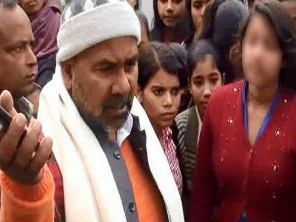 बिहार के विधायक ने स्कूली छात्रा से पूछा ,रेप के बाद ब्लड कहां से निकलता है बिहार के विधायक ने स्कूली छात्रा से पूछा ,रेप के बाद ब्लड कहां से निकलता है