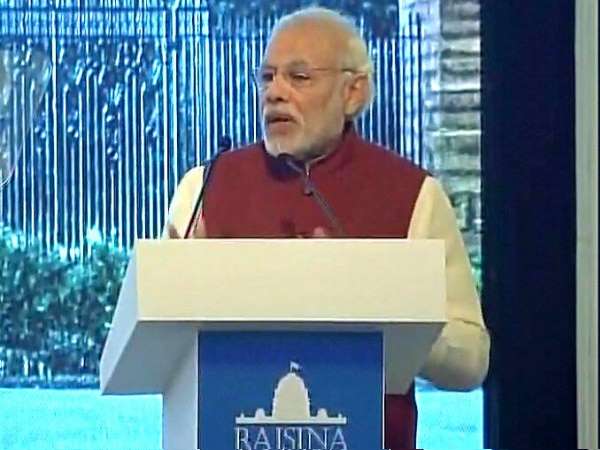 narendra modi रायसीना संवाद में पीएम मोदी बोले- आतंक का रास्ता छोड़े पाकिस्तान, तभी हो सकती है बातचीत narendra modi रायसीना संवाद में पीएम मोदी बोले- आतंक का रास्ता छोड़े पाकिस्तान, तभी हो सकती है बातचीत