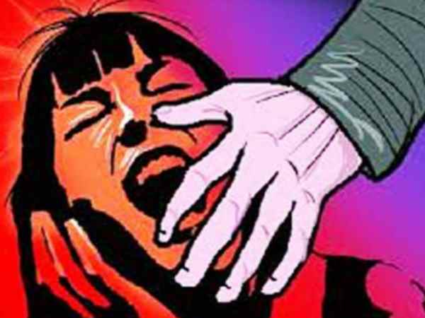 12 साल में 500 से ज्यादा लड़कियों का उत्पीड़न करने वाले टेलर का कबूलनामा 12 साल में 500 से ज्यादा लड़कियों का उत्पीड़न करने वाले टेलर का कबूलनामा