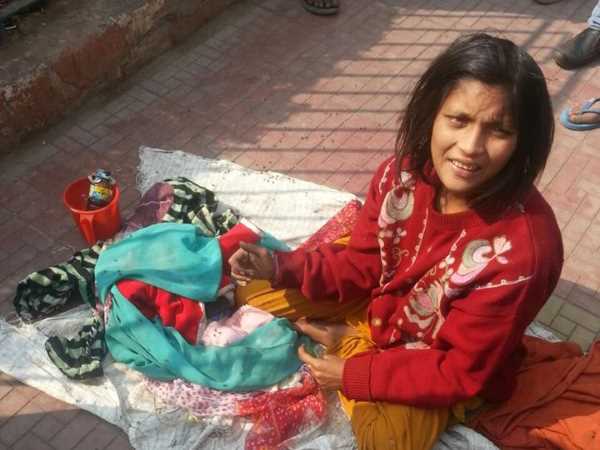 रायबरेली: जिगर के टुकड़े को सिर्फ 2 हजार रुपए के लिए बेचना चाहती है मां, पुलिस ने कहा हमारी कोई जिम् रायबरेली: जिगर के टुकड़े को सिर्फ 2 हजार रुपए के लिए बेचना चाहती है मां, पुलिस ने कहा हमारी कोई जिम्
