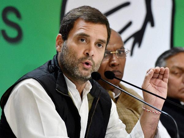 rahul gandhi राहुल गांधी के खिलाफ भाजपा ने चुनाव आयोग में की शिकायत, चुनाव चिन्ह को धर्मों से जोड़ने का आरोप rahul gandhi राहुल गांधी के खिलाफ भाजपा ने चुनाव आयोग में की शिकायत, चुनाव चिन्ह को धर्मों से जोड़ने का आरोप