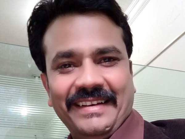 एक्टर ओम पुरी की एक दुर्लभ चीज मुझे कबाड़ के ढेर में मिली, अफसोस उसे लौटा न सका एक्टर ओम पुरी की एक दुर्लभ चीज मुझे कबाड़ के ढेर में मिली, अफसोस उसे लौटा न सका