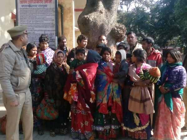शाहजहांंपुर: मां के अपराध की सजा जेल में भुगतेंगे मासूम बच्चे शाहजहांंपुर: मां के अपराध की सजा जेल में भुगतेंगे मासूम बच्चे