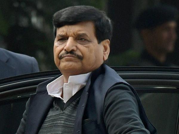 शिवपाल सिंह यादव के राजनीतिक सफर पर एक नजर शिवपाल सिंह यादव के राजनीतिक सफर पर एक नजर