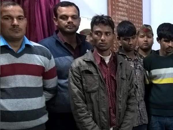 बुलंदशहर: 18 साल के लड़के ने बनाया गैंग, चोरी में बनाना चाहता था क्राइम रिकॉर्ड बुलंदशहर: 18 साल के लड़के ने बनाया गैंग, चोरी में बनाना चाहता था क्राइम रिकॉर्ड