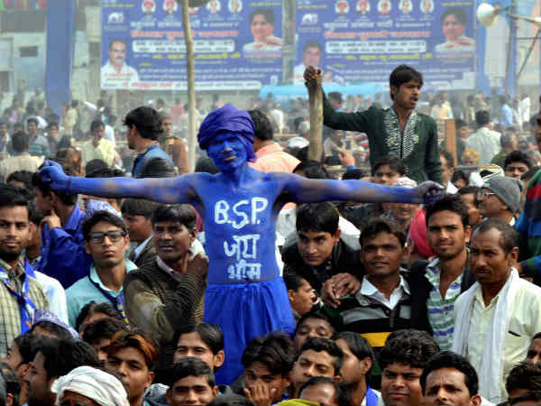 सपा सरकार ने लगाए थे फर्जी आरोप