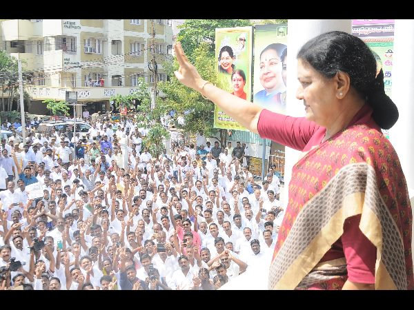 Governor C Vidyasagar Rao To Meet Sasikala, Supporters Tomorrow Governor C Vidyasagar Rao To Meet Sasikala, Supporters Tomorrow