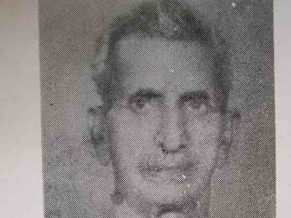 काबिल लोगों को लगवाते थे नौकरी