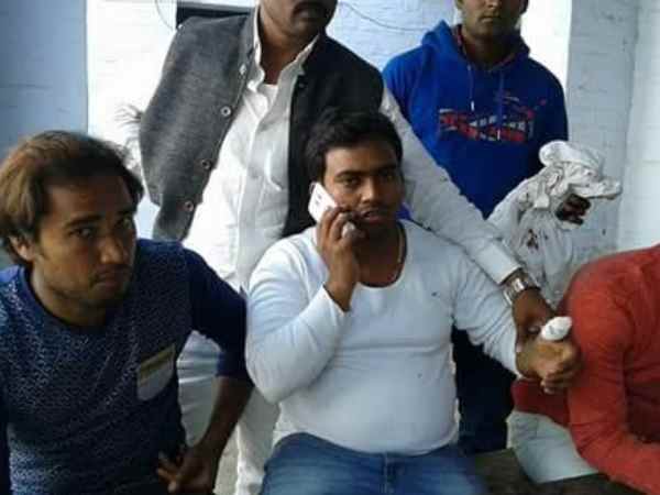 समझौते के दौरान मचा दोनों दलों में बवाल