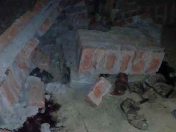 शाहजहांपुर: दीवार गिरने से चार की दर्दनाक मौत आधा दर्जन से ज्यादा घायल, नामकरण की चल रही थी दावत शाहजहांपुर: दीवार गिरने से चार की दर्दनाक मौत आधा दर्जन से ज्यादा घायल, नामकरण की चल रही थी दावत