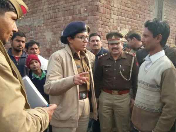 सहारनपुर : रेप के बाद दलित बच्ची की नृशंस हत्या, क्षेत्र में तनाव सहारनपुर : रेप के बाद दलित बच्ची की नृशंस हत्या, क्षेत्र में तनाव