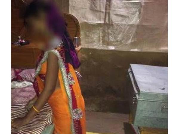 फोन पर आवाज आई मां बचा लो, लेकिन मिली बेटी की लाश फोन पर आवाज आई मां बचा लो, लेकिन मिली बेटी की लाश
