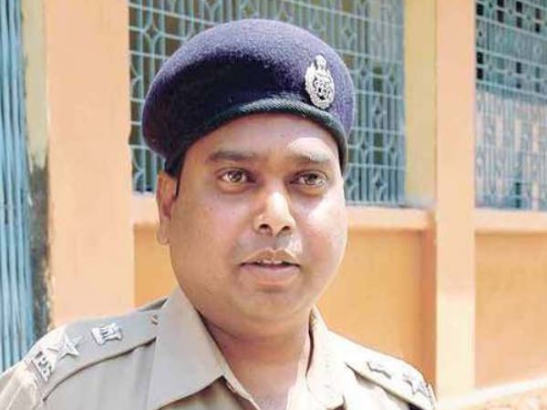विवादों में घिरे बस्तर के आईजी एसआरपी कल्लूरी को मेडिकल लीव पर भेजा गया विवादों में घिरे बस्तर के आईजी एसआरपी कल्लूरी को मेडिकल लीव पर भेजा गया