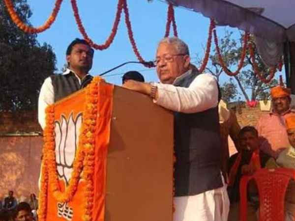 डॉ. बंसल हत्याकांड बना चुनावी मुद्दा, कलराज के बयान पर DM ने आयोग को दी रिपोर्ट डॉ. बंसल हत्याकांड बना चुनावी मुद्दा, कलराज के बयान पर DM ने आयोग को दी रिपोर्ट