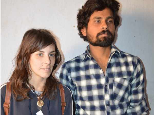 फेसबुक पर हुआ प्यार तो शादी करने मऊ आई इटली की लड़की फेसबुक पर हुआ प्यार तो शादी करने मऊ आई इटली की लड़की
