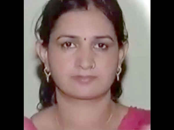 पति ने कर दी पत्नी की हत्या, सास को भी मारी गोली कहा, यूट्यूब से सीखा कारतूस बनाना पति ने कर दी पत्नी की हत्या, सास को भी मारी गोली कहा, यूट्यूब से सीखा कारतूस बनाना