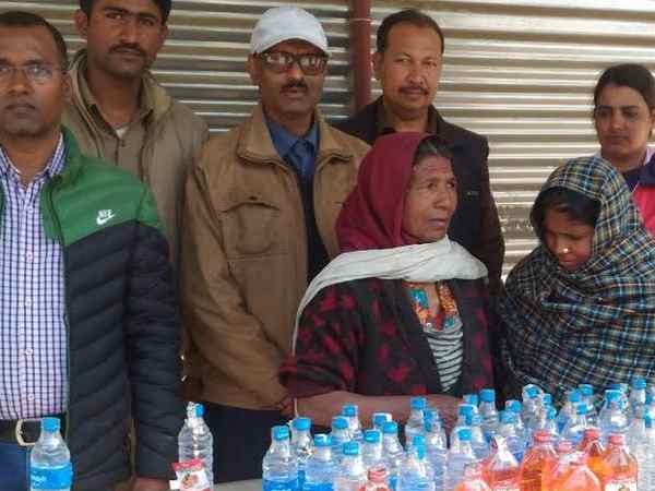 चुनाव: बहराइच में जब्त की गई 10,000 लीटर शराब, 80 गिरफ्तार चुनाव: बहराइच में जब्त की गई 10,000 लीटर शराब, 80 गिरफ्तार