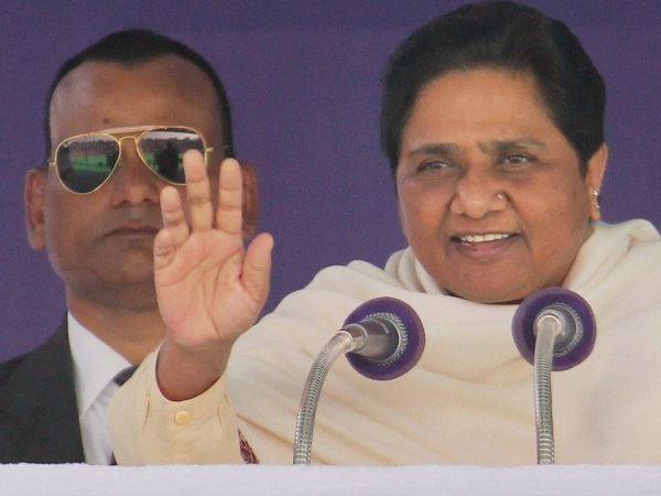 पुरानी राजनीति को छोक्ड़ नए नुस्खे अपनाने होंगे