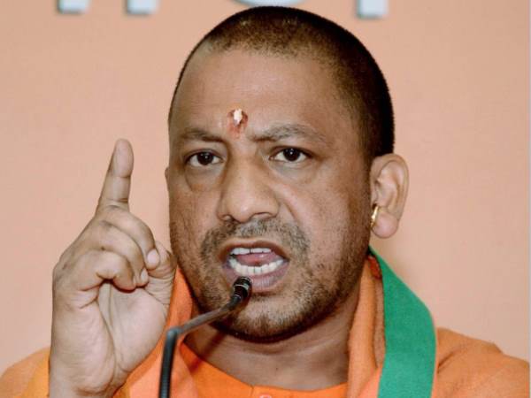 योगी के काम में कोई बाधा ना आए