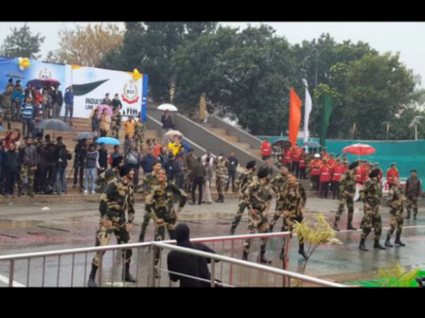 WATCH: This video of BSF officers dancing to desi beats is taking Internet by storm WATCH: This video of BSF officers dancing to desi beats is taking Internet by storm