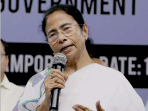 'हिंदुत्व के नाम पर धब्बा है बीजेपी'