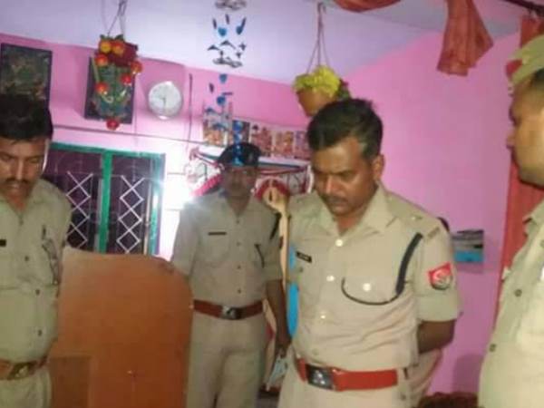 खेत बेचने को लेकर चल रहा था विवाद