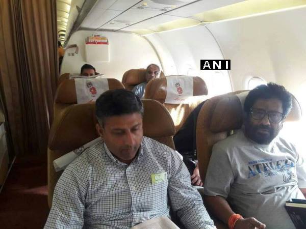 Shiv Sena MP Ravindra Gaikwad flies Air India(Hyderabad to Delhi) for the first time since assaulting an AI staff member last month. Shiv Sena MP Ravindra Gaikwad flies Air India(Hyderabad to Delhi) for the first time since assaulting an AI staff member last month.