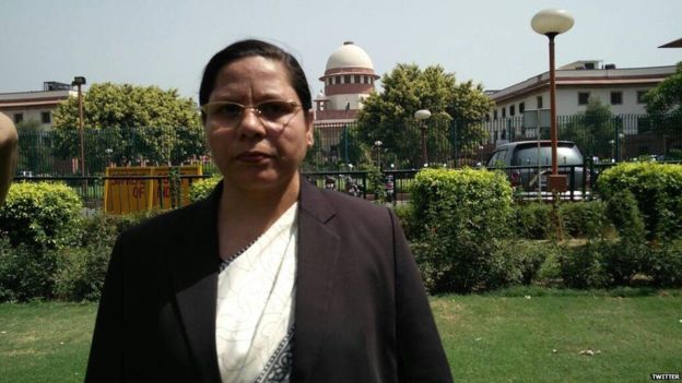जब मौलवियों को रातोंरात बुलाकर 'निकाह' दिखाई गई जब मौलवियों को रातोंरात बुलाकर 'निकाह' दिखाई गई