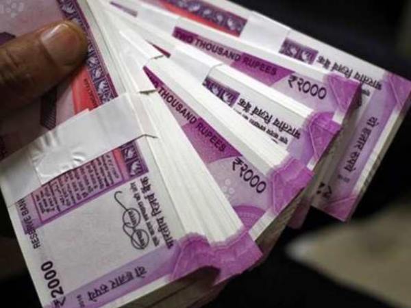 सामान्य बैंक और पेटीएम पेमेंट बैंक में क्या है अंतर?