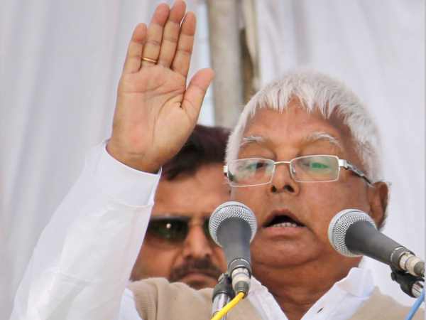 बैलेट पेपर पर चुनाव की मांग