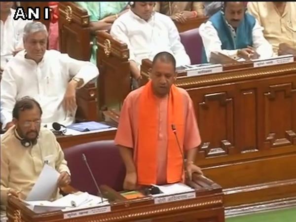 विधानसभा में बोले योगी- जिन्होंने किया 10 साल राज, वो हमसे 2 महीने का मांग रहे हिसाब विधानसभा में बोले योगी- जिन्होंने किया 10 साल राज, वो हमसे 2 महीने का मांग रहे हिसाब