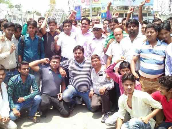 जानें, आज क्यों बंद रही गोरखपुर की सबसे बड़ी दवा मंडी? जानें, आज क्यों बंद रही गोरखपुर की सबसे बड़ी दवा मंडी?