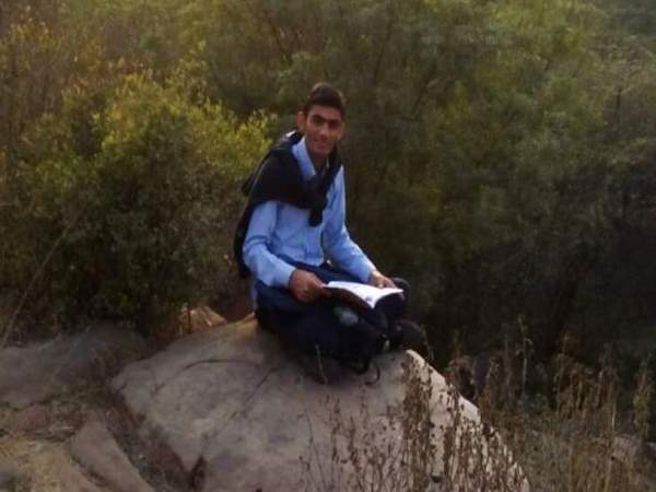नियमित 5-7 घंटे की पढ़ाई