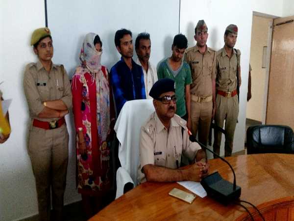 पुलिस का क्या कहना है?