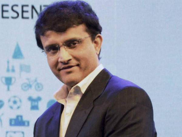 पाकिस्तानी फैंस ने की गांगुली से बदसलूकी, सामने आया वीडियो पाकिस्तानी फैंस ने की गांगुली से बदसलूकी, सामने आया वीडियो