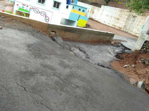 फड़नवीस सरकार ने किया था उद्घाटन