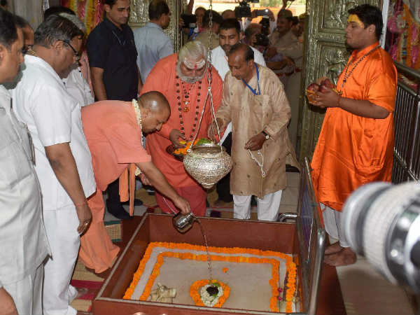 राम मंदिर के लिए पत्थर भेजना गलत नहीं