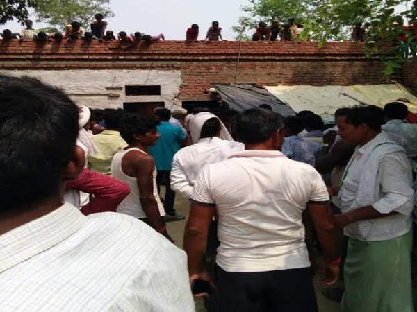 दो किलो शहद खाकर भालू ने पिया दमभर पानी, तब मिला चैन दो किलो शहद खाकर भालू ने पिया दमभर पानी, तब मिला चैन