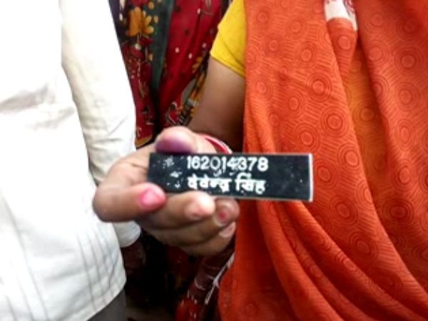 VIDEO: मैनपुरी की लुटेरी पुलिस, मजदूरों को करती है टारगेट! VIDEO: मैनपुरी की लुटेरी पुलिस, मजदूरों को करती है टारगेट!