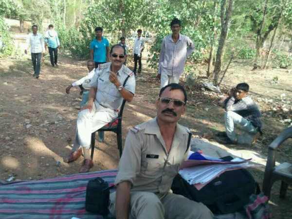 बहू जबर्दस्ती गई मायके तो ससुर नहीं कर पाया बर्दाश्त, कर ली आत्महत्या बहू जबर्दस्ती गई मायके तो ससुर नहीं कर पाया बर्दाश्त, कर ली आत्महत्या