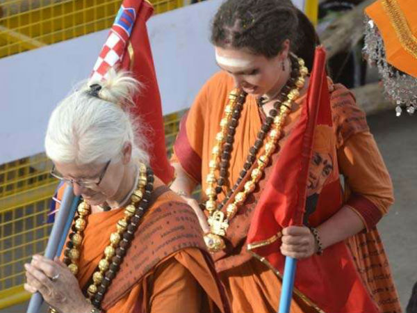 धर्म के नाम पर कुकर्म