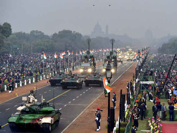 किसके पास कितने टैंक्स
