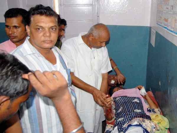 तीसरी गोली पिता ने खुद को मार ली