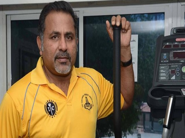 कुल 5 विकेट हैं गेंदबाजी कोच के खाते में